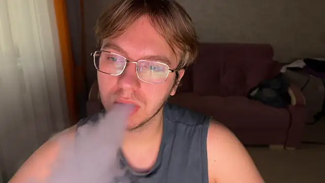 Snapshot of kiopiggy chatting on 4, 12, 2025 kiopiggy online show from 4, 12, 2025