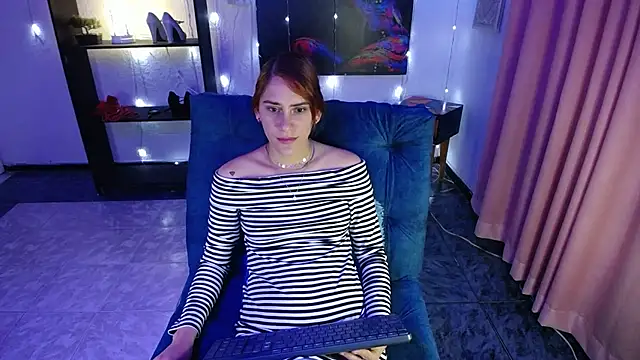 Snapshot of IsaBaileys_ chatting on 11, 2, 2025 IsaBaileys online show from 11, 2, 2025