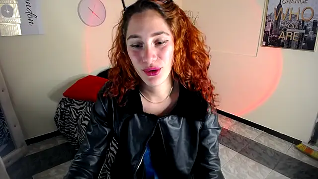 Snapshot of IsaBaileys_ chatting on 21, 3, 2025 IsaBaileys online show from 21, 3, 2025