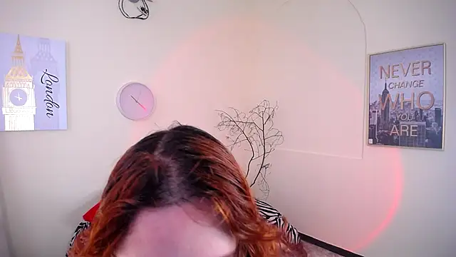 Snapshot of IsaBaileys_ chatting on 21, 3, 2025 IsaBaileys online show from 21, 3, 2025