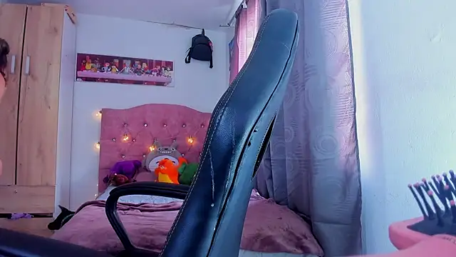 saralolo420 online show from 14, 12, 2024