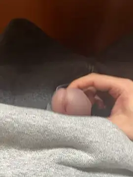 Snapshot of 114514hlove chatting on 17, 11, 2025 114514hlove online show from 17, 11, 2025