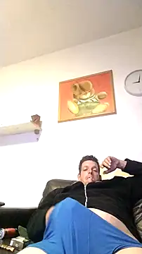 Knuffelstaaf123 online show from 10, 10, 2025