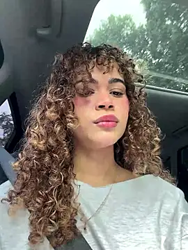 Snapshot of Lianh_Benett chatting on 19, 2, 2026 Lianh Benett online show from 19, 2, 2026