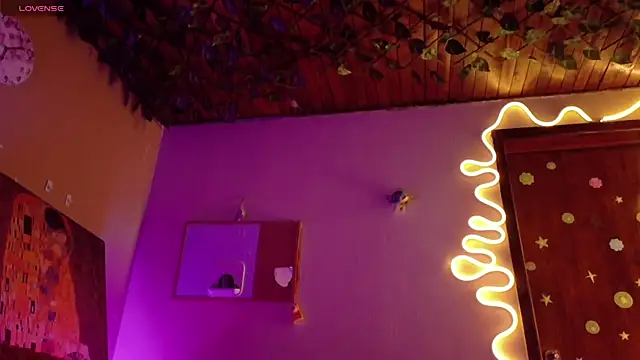 Snapshot of maryberry__ chatting on 8, 11, 2025 maryberry online show from 8, 11, 2025