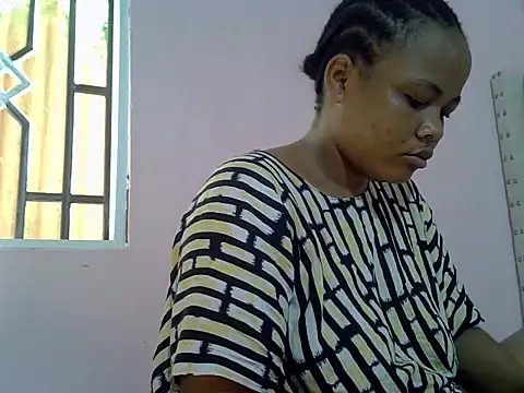 Snapshot of Amberay1 chatting on 20, 10, 2025 Amberay1 online show from 20, 10, 2025