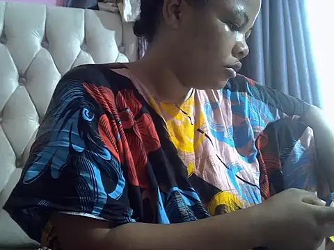 Snapshot of Amberay1 chatting on 5, 11, 2025 Amberay1 online show from 5, 11, 2025