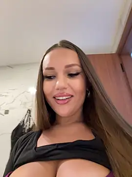 Snapshot of Syka0001 chatting on 4, 2, 2025 Syka0001 online show from 4, 2, 2025