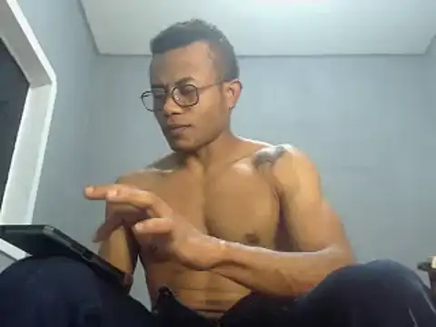 Snapshot of grandominantex1 chatting on 24, 12, 2024 grandominantex1 online show from 24, 12, 2024