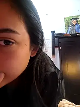 Snapshot of littlemelii chatting on 29, 12, 2024 littlemelii online show from 29, 12, 2024