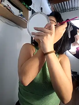 Snapshot of littlemelii chatting on 30, 9, 2025 littlemelii online show from 30, 9, 2025