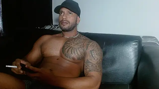 Snapshot of manolofitt chatting on 8, 6, 2026 manolofitt online show from 8, 6, 2026