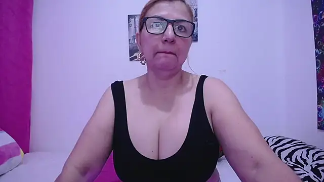 Snapshot of razzisweet chatting on 22, 1, 2025 razzisweet online show from 22, 1, 2025