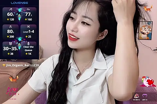 Snapshot of _LLisa_ chatting on 16, 3, 2025 LLisa online show from 16, 3, 2025