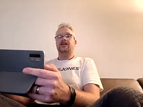 Snapshot of Heidemensch chatting on 22, 12, 2024 Heidemensch online show from 22, 12, 2024