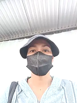 Snapshot of 2HotAsain4u chatting on 19, 12, 2024 2HotAsain4u online show from 19, 12, 2024