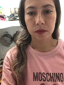 Snapshot of 2HotAsain4u chatting on 1, 1, 2025 2HotAsain4u online show from 1, 1, 2025