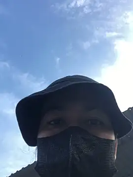 Snapshot of 2HotAsain4u chatting on 4, 1, 2025 2HotAsain4u online show from 4, 1, 2025