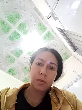 Snapshot of 2HotAsain4u chatting on 8, 1, 2025 2HotAsain4u online show from 8, 1, 2025