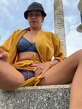 Snapshot of 2HotAsain4u chatting on 11, 1, 2025 2HotAsain4u online show from 11, 1, 2025