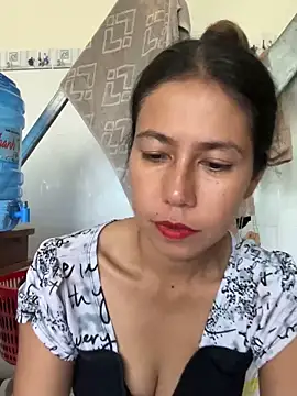 Snapshot of 2HotAsain4u chatting on 21, 1, 2025 2HotAsain4u online show from 21, 1, 2025