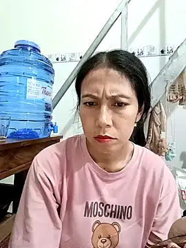 Snapshot of 2HotAsain4u chatting on 25, 1, 2025 2HotAsain4u online show from 25, 1, 2025