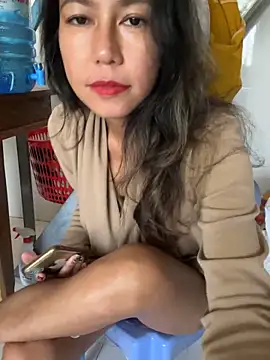 Snapshot of 2HotAsain4u chatting on 9, 2, 2025 2HotAsain4u online show from 9, 2, 2025