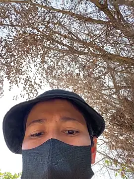 Snapshot of 2HotAsain4u chatting on 9, 2, 2025 2HotAsain4u online show from 9, 2, 2025