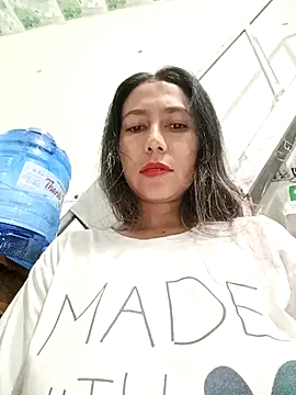 Snapshot of 2HotAsain4u chatting on 6, 3, 2025 2HotAsain4u online show from 6, 3, 2025