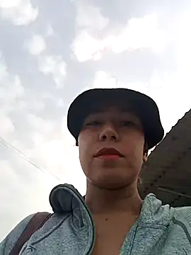 Snapshot of 2HotAsain4u chatting on 23, 3, 2025 2HotAsain4u online show from 23, 3, 2025