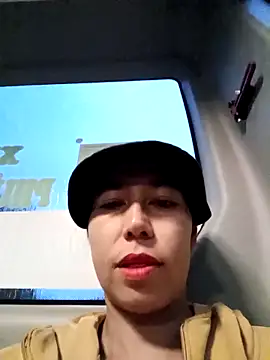 Snapshot of 2HotAsain4u chatting on 29, 10, 2025 2HotAsain4u online show from 29, 10, 2025