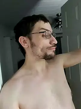 Snapshot of MaxxCloud chatting on 2, 12, 2024 MaxxCloud online show from 2, 12, 2024