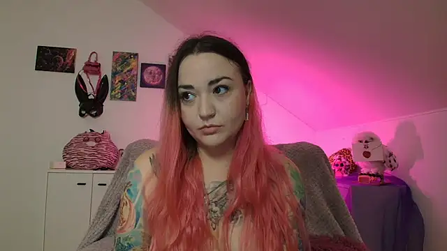 PinkHurricaneOfficial online show from 13, 1, 2026