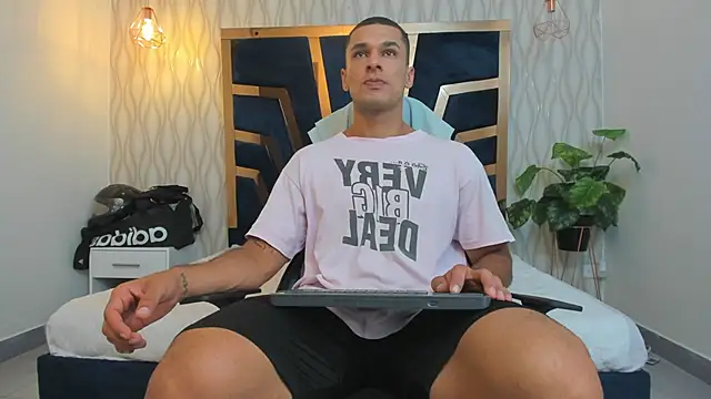 Snapshot of Adbel_Sady chatting on 7, 3, 2025 Adbel Sady online show from 7, 3, 2025