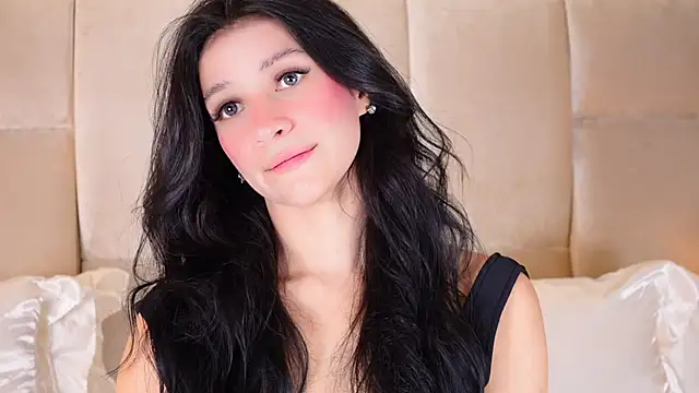 KiraKayleigh1 online show from 13, 9, 2025