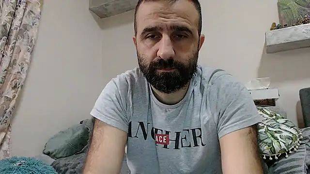 Snapshot of ivat80 chatting on 8, 12, 2024 ivat80 online show from 8, 12, 2024