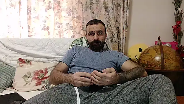 Snapshot of ivat80 chatting on 25, 1, 2025 ivat80 online show from 25, 1, 2025