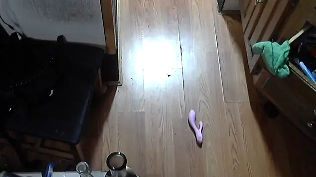 Snapshot of jessicalove99 chatting on 25, 11, 2025 jessicalove99 online show from 25, 11, 2025