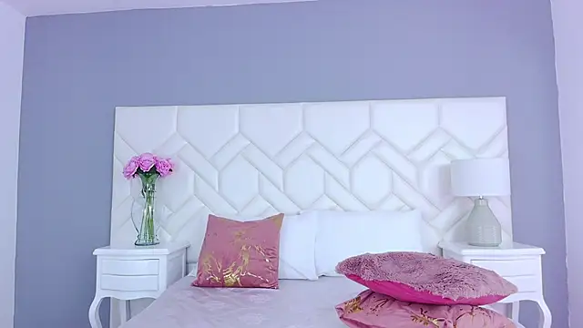 Snapshot of Julie_Bennet chatting on 11, 1, 2025 Julie Bennet online show from 11, 1, 2025