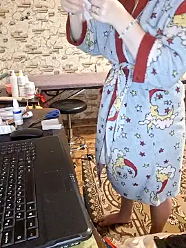  Kitti  online show from 10, 3, 2025