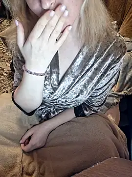  Kitti  online show from 17, 3, 2025