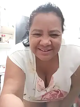 Snapshot of Shanttal0272 chatting on 4, 1, 2025 Shanttal0272 online show from 4, 1, 2025
