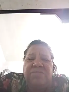 Snapshot of Shanttal0272 chatting on 15, 11, 2025 Shanttal0272 online show from 15, 11, 2025