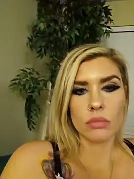 ellieconradxo online show from 13, 12, 2024