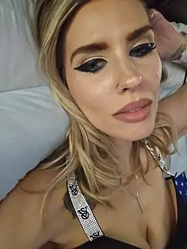 ellieconradxo online show from 27, 6, 2026