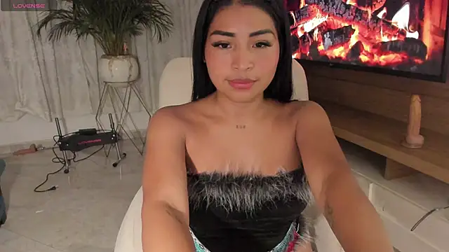 Snapshot of Pocahontascute_33 chatting on 26, 1, 2025 Pocahontascute 33 online show from 26, 1, 2025