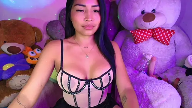 Pocahontascute 33 online show from 25, 6, 2026
