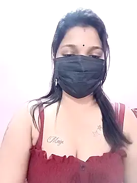 Snapshot of Beauty-khan chatting on 5, 1, 2025 Beauty-khan online show from 5, 1, 2025