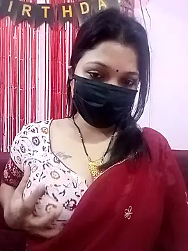 Snapshot of Beauty-khan chatting on 3, 2, 2025 Beauty-khan online show from 3, 2, 2025