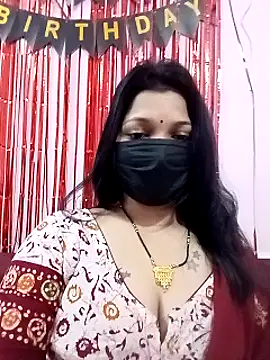 Snapshot of Beauty-khan chatting on 5, 2, 2025 Beauty-khan online show from 5, 2, 2025